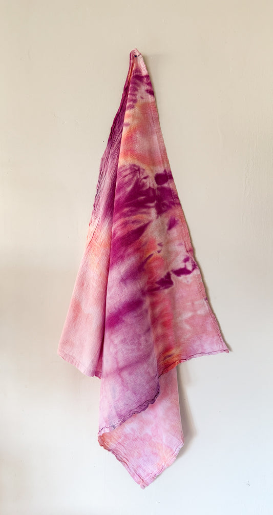 Scarlet Tea Towel Set